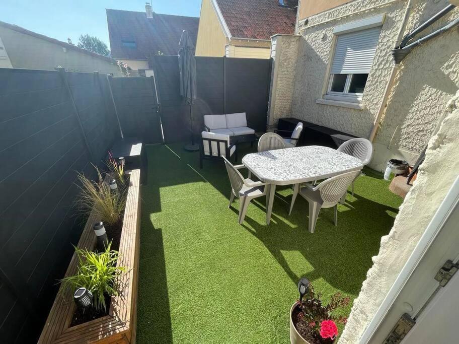 Superbe Appartement En Bord De Mer Ouistreham Eksteriør billede